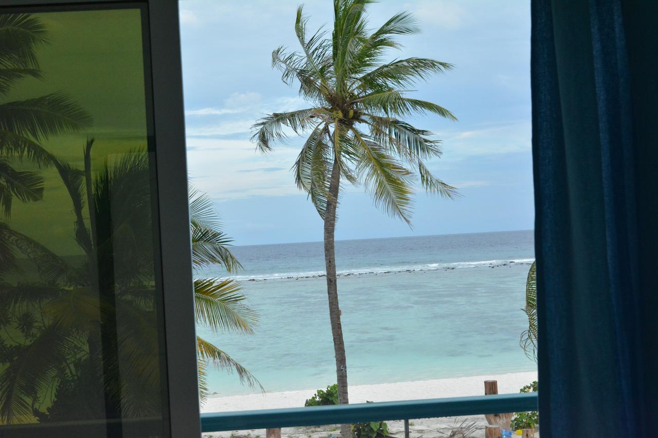 The Aquzz Hotell Hulhumale Exteriör bild