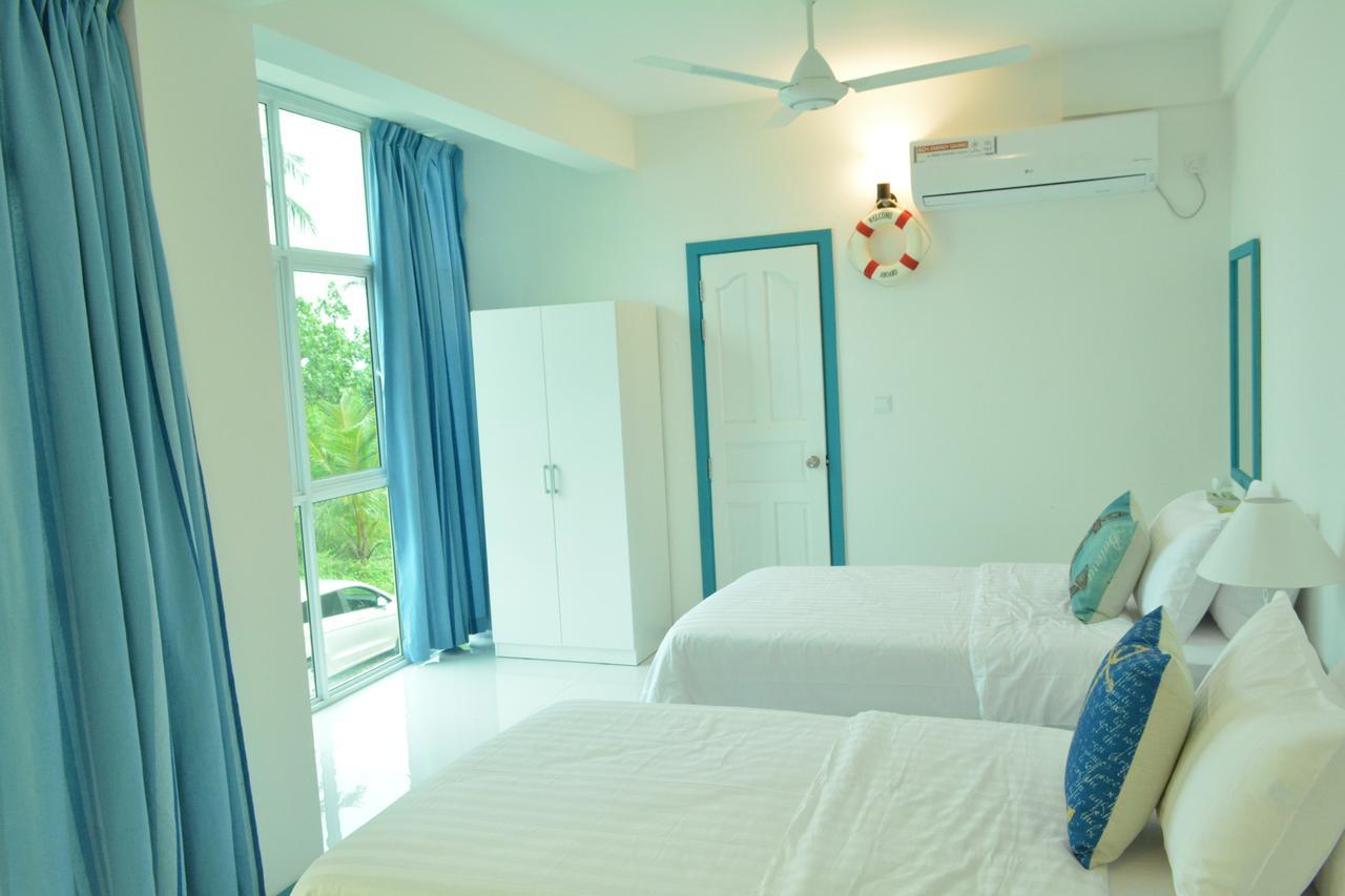 The Aquzz Hotell Hulhumale Exteriör bild