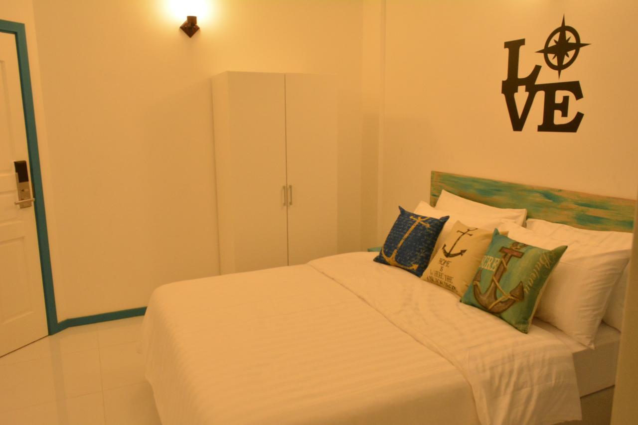 The Aquzz Hotell Hulhumale Exteriör bild